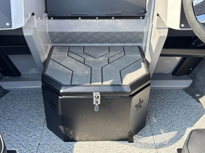 Моторная лодка Realcraft 470 NS NEO