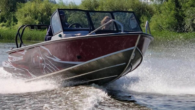 Моторная лодка Realcraft 470 NS NEO