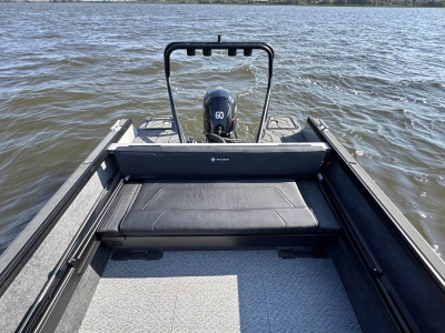 Моторная лодка Realcraft 470 NS NEO
