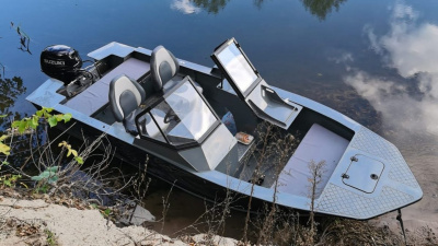 Лодка SWIMMER 400 Z