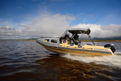 Лодка РИБ Skylark R570
