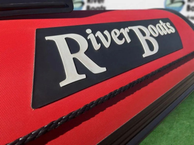 Надувная моторная лодка РИБ RiverBoats RB — 470 NEW (Встроенный рундук)
