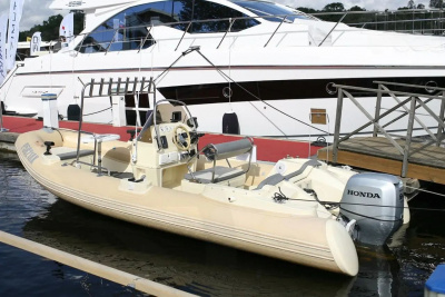 Лодка РИБ Skylark T570